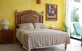 La Terraza Inn